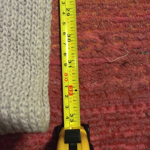 BCBGeneration Infinity Scarf WITH tags Lavender Gift Quality! - Picture 7 of 11